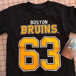 Bruins t shirt